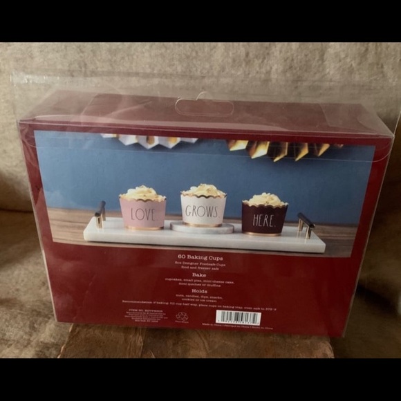 Rae Dunn Love Grows Here Cupcake Liners 60ct VALENTINE - Picture 3 of 3